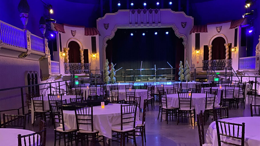 Granada_Theater_Twin City Mitzvahs Images_0001_interior. - Amy Reher