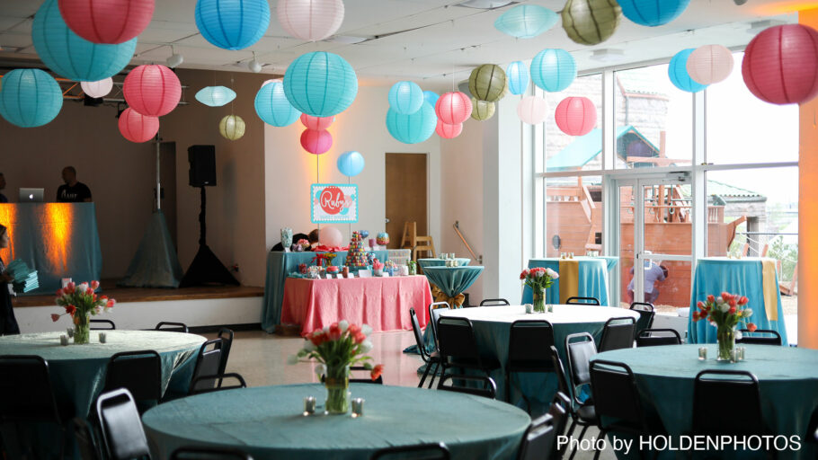 HOLDENPHOTOSdecor-from-Ruby's-party-by-Chris-holden-